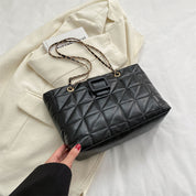 Bolsa de Ombro Chanel Corrente Losango