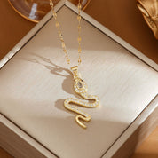 Colar Cobra Strass