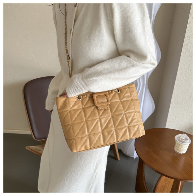 Bolsa de Ombro Chanel Corrente Losango